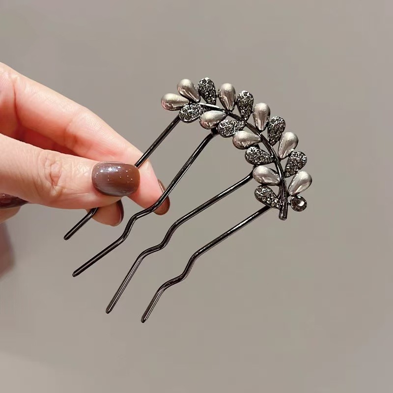 Sisir berbentuk U berlian imit - Hair Care Japanese ulasan dan harga